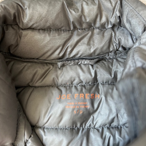 💥Thin puffer vest💥3 for $12💥 - Picture 2 of 2